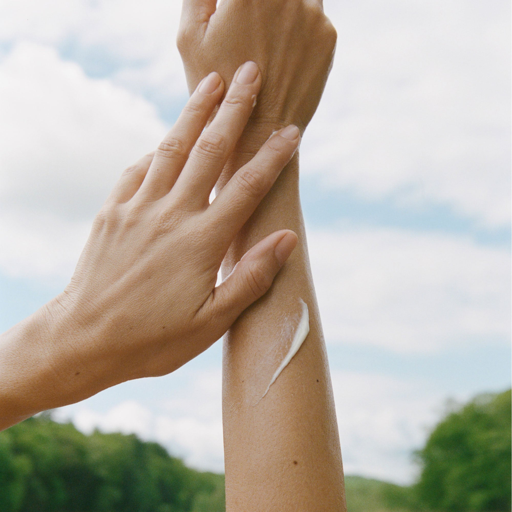 Golden Hour Body Serum
