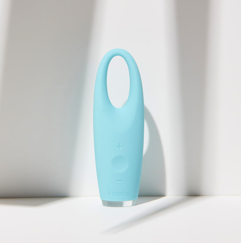 Foreo Iris Illuminating Eye Massager, Mint